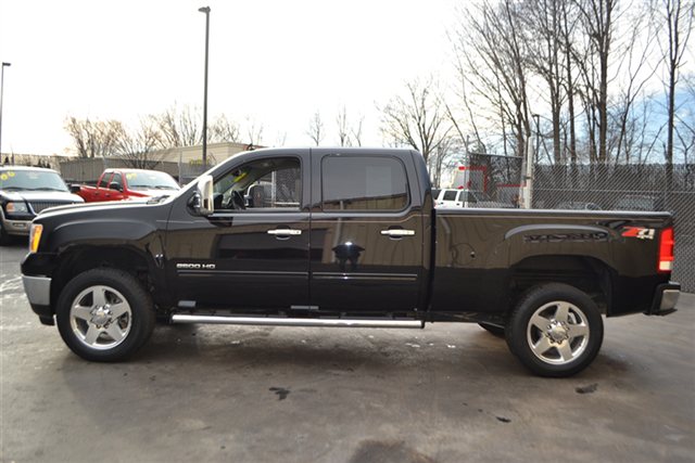 GMC Sierra 2500 2011 photo 4