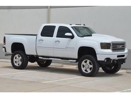 GMC Sierra 2500 2011 photo 4