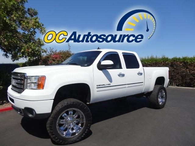 GMC Sierra 2500 2011 photo 1