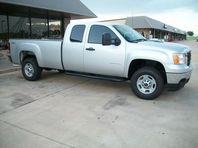 GMC Sierra 2500 2011 photo 2