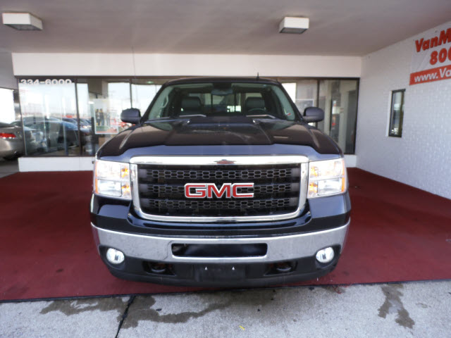 GMC Sierra 2500 2011 photo 1