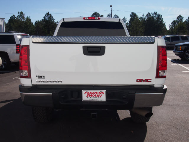 GMC Sierra 2500 2011 photo 3