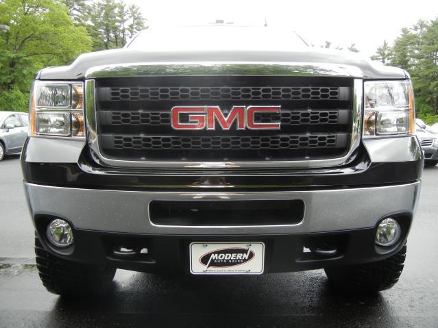 GMC Sierra 2500 2011 photo 7