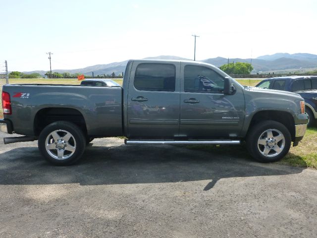 GMC Sierra 2500 2011 photo 3