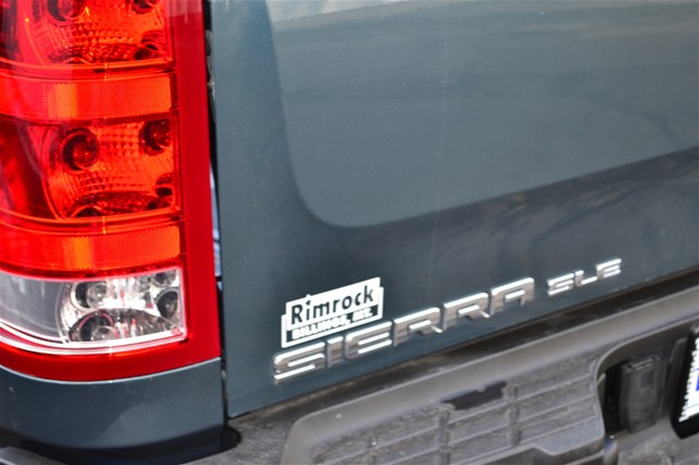 GMC Sierra 2500 2011 photo 2