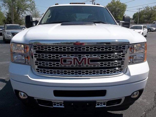 GMC Sierra 2500 2013 photo 3