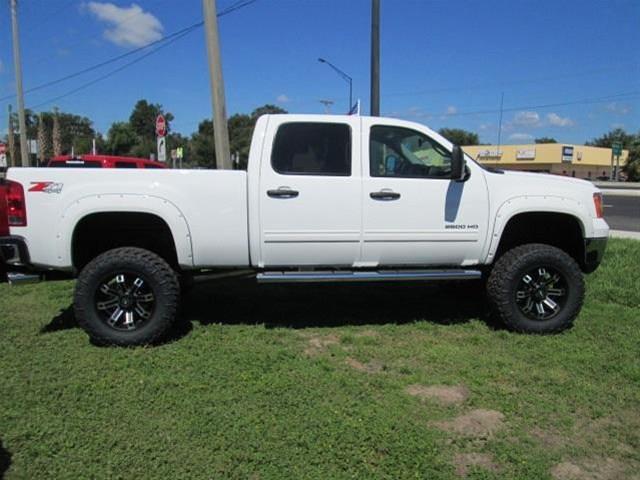 GMC Sierra 2500 2013 photo 2