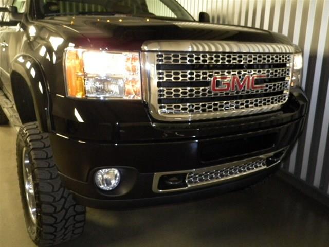 GMC Sierra 2500 2013 photo 1