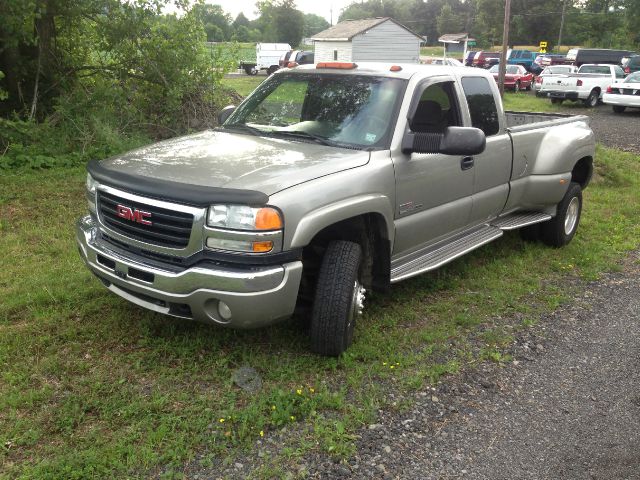 GMC Sierra 3500 2003 photo 2