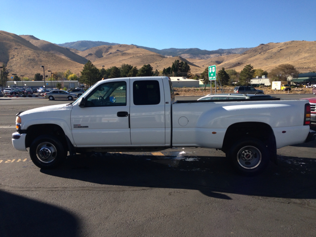 GMC Sierra 3500 2004 photo 1