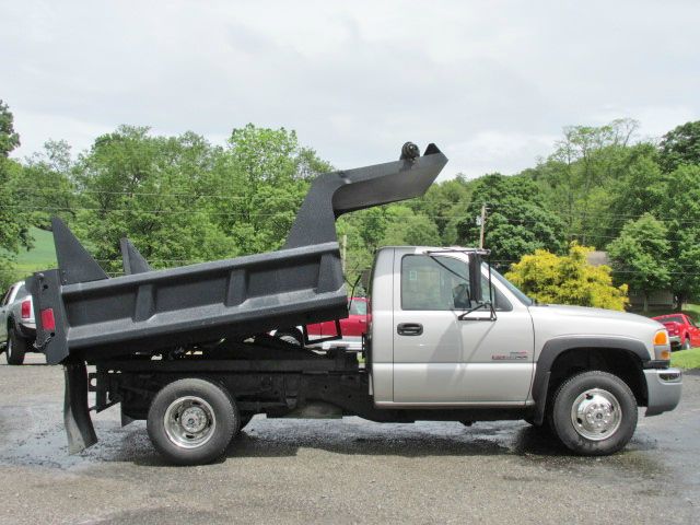 GMC Sierra 3500 2004 photo 1