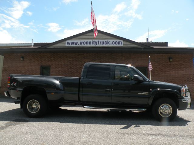 GMC Sierra 3500 2004 photo 2