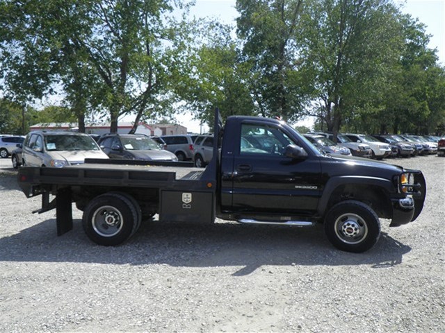 GMC Sierra 3500 2005 photo 2