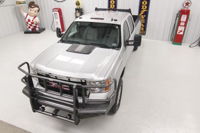 GMC Sierra 3500 2011 photo 2