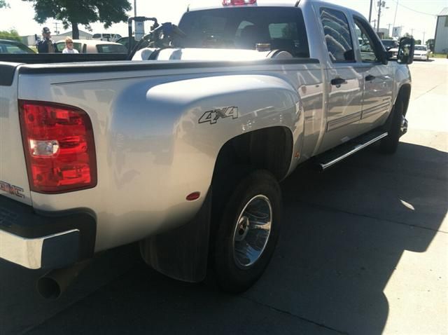 GMC Sierra 3500 2011 photo 3