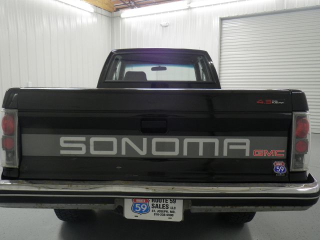 GMC Sonoma 1991 photo 2