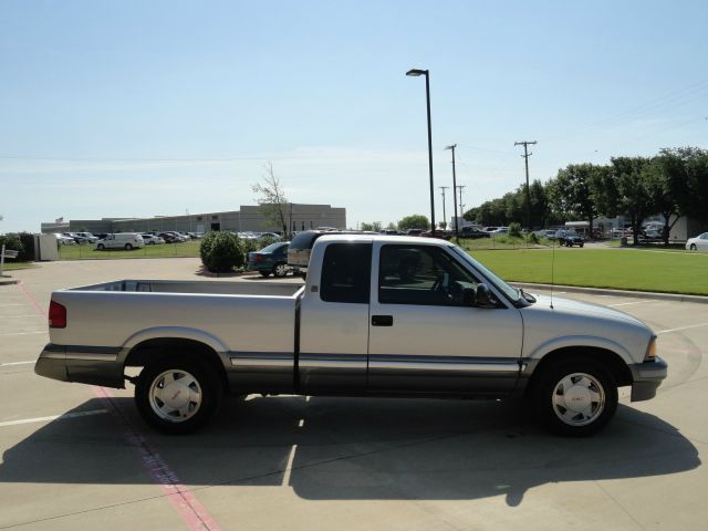 GMC Sonoma 1997 photo 28