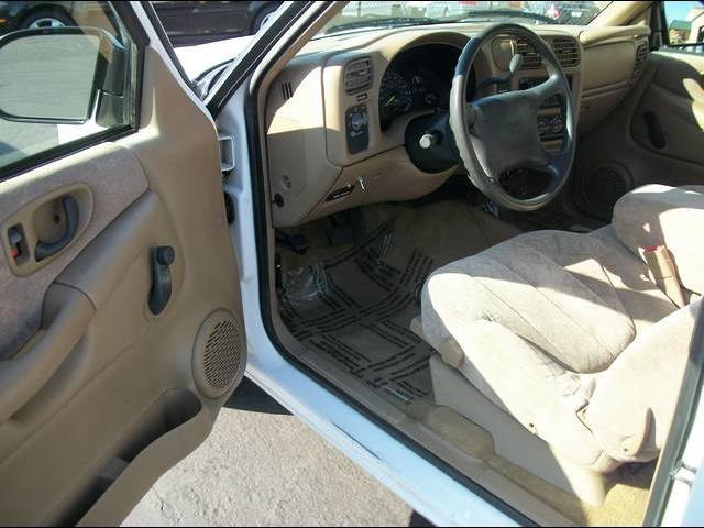 GMC Sonoma 1998 photo 2