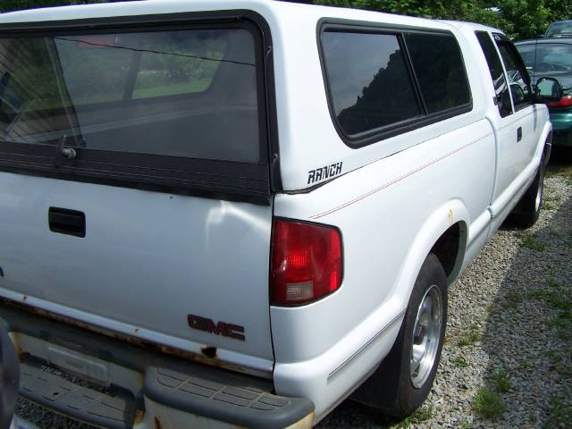 GMC Sonoma 1998 photo 2