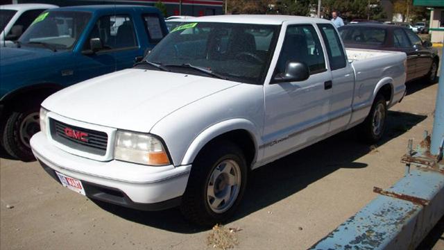 GMC Sonoma ONE Family Owned NEW Engine Pickup