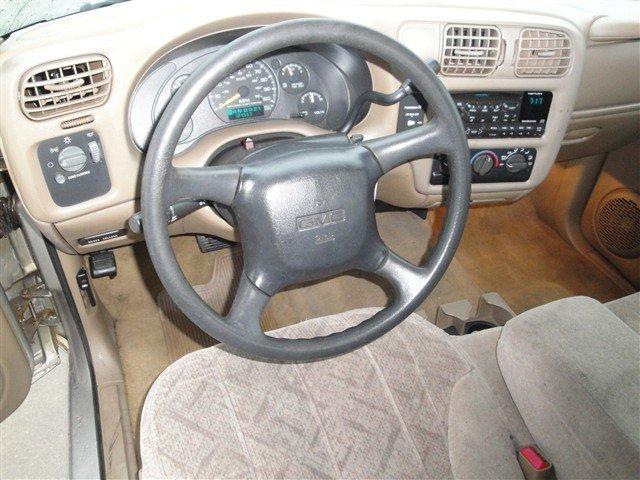 GMC Sonoma 1999 photo 2