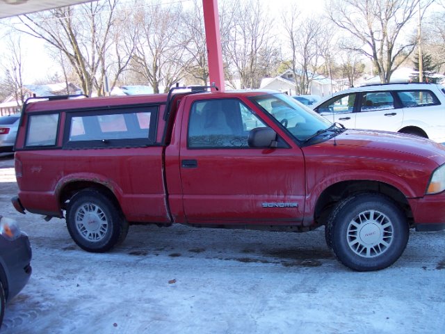 GMC Sonoma 1999 photo 2