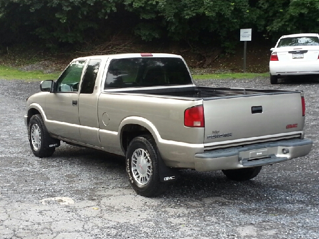 GMC Sonoma 2000 photo 1