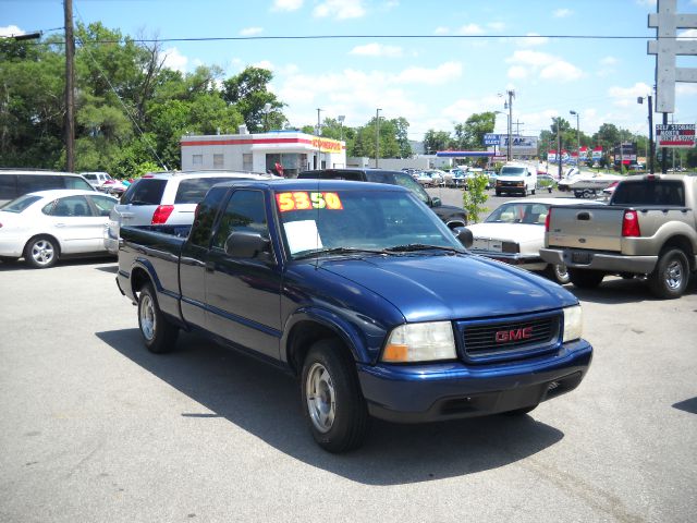 GMC Sonoma 2001 photo 1