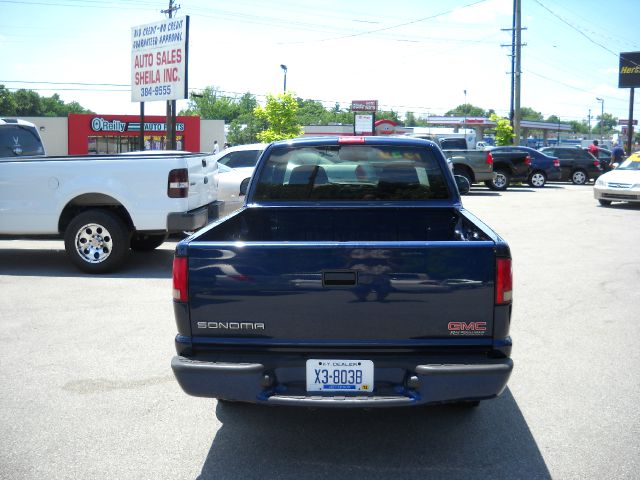 GMC Sonoma 2001 photo 2