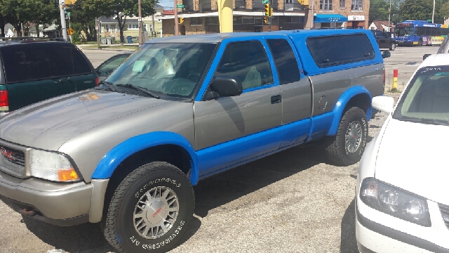 GMC Sonoma 2001 photo 2