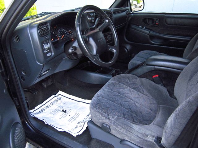 GMC Sonoma 2002 photo 4