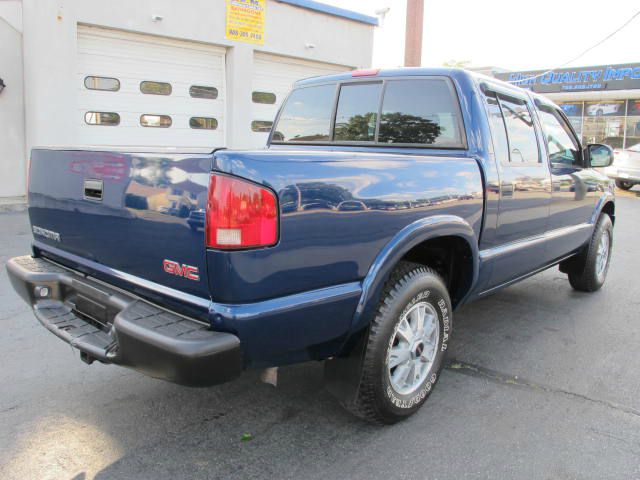 GMC Sonoma 2002 photo 1