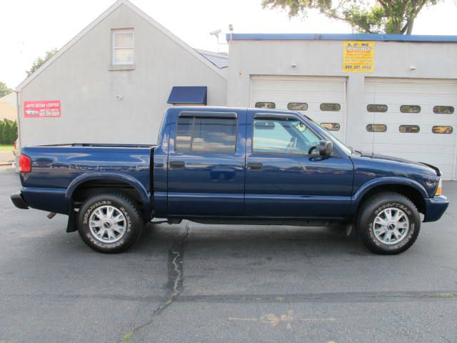 GMC Sonoma 2002 photo 2