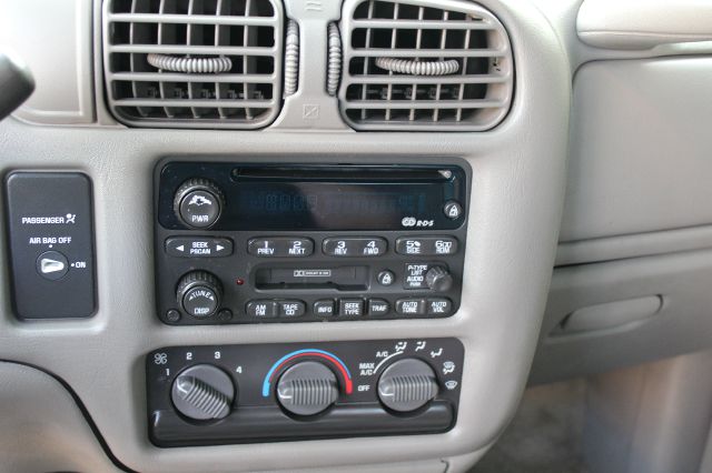 GMC Sonoma 2002 photo 12