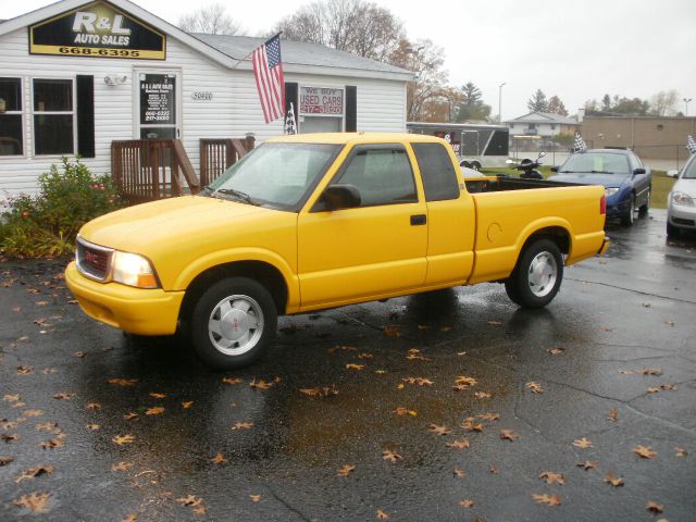 GMC Sonoma 2003 photo 1