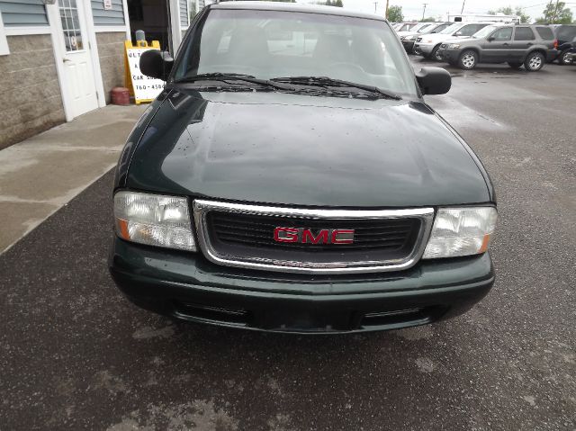 GMC Sonoma 2003 photo 2