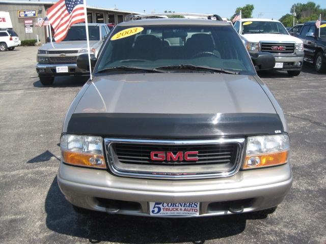 GMC Sonoma 2003 photo 1