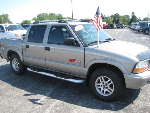 GMC Sonoma 2003 photo 2