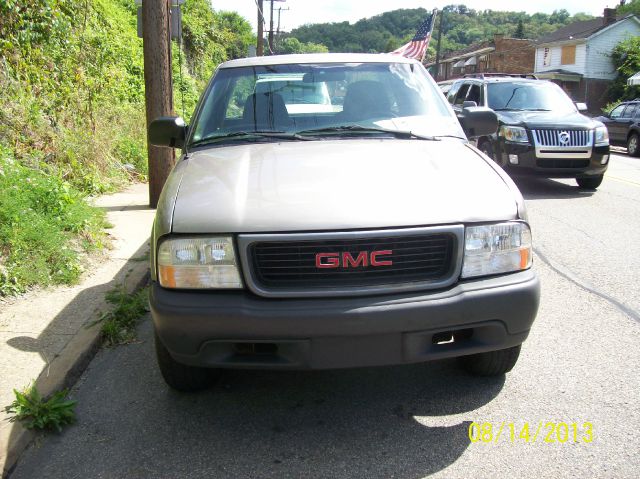 GMC Sonoma 2003 photo 1