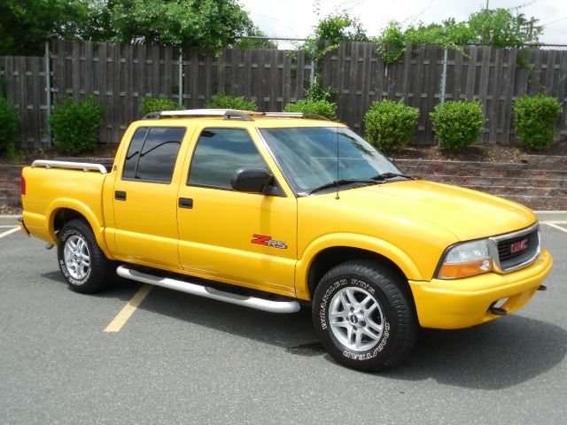 GMC Sonoma 2003 photo 20