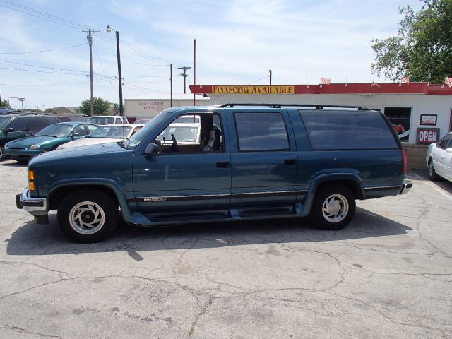 GMC Suburban 1994 photo 5