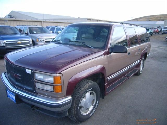 GMC Suburban LS S Sport Utility