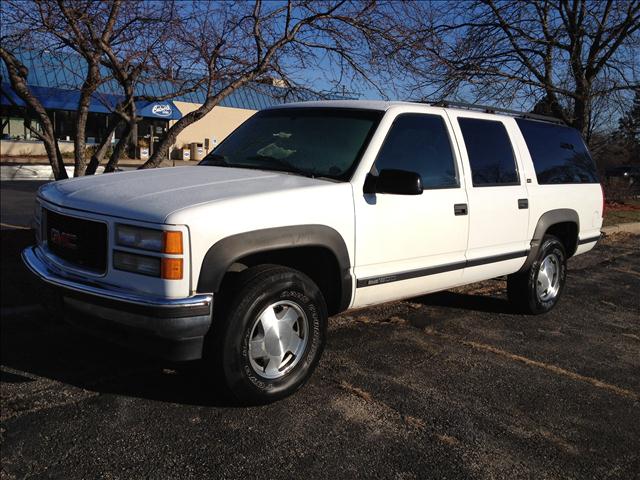 GMC Suburban SLT Sport Utility