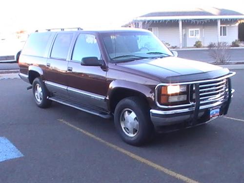 GMC Suburban 1998 photo 5