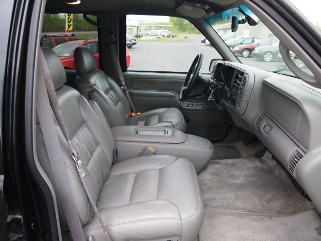 GMC Suburban GLS VERY Clean SUV