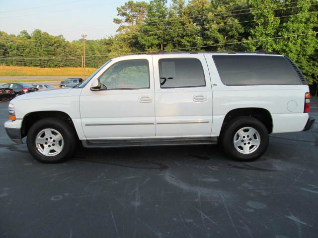 GMC Suburban 1999 photo 1