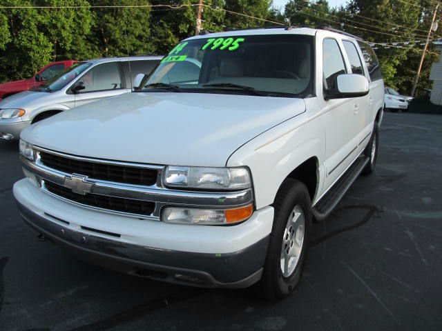 GMC Suburban 1999 photo 4