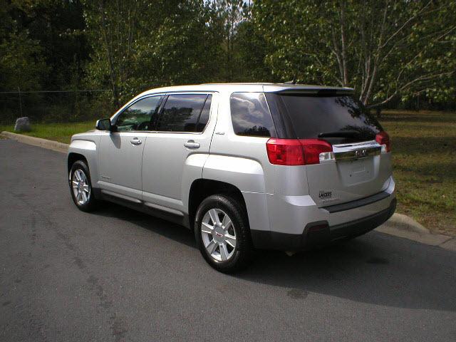 GMC Terrain 2010 photo 1