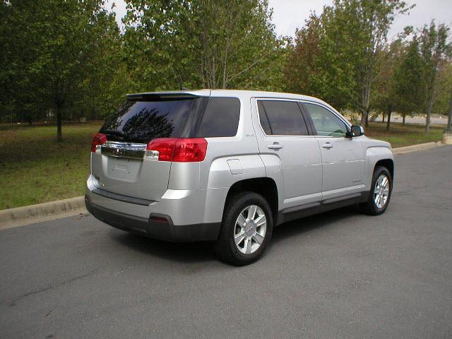 GMC Terrain 2010 photo 3