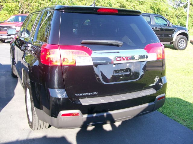 GMC Terrain 2011 photo 1